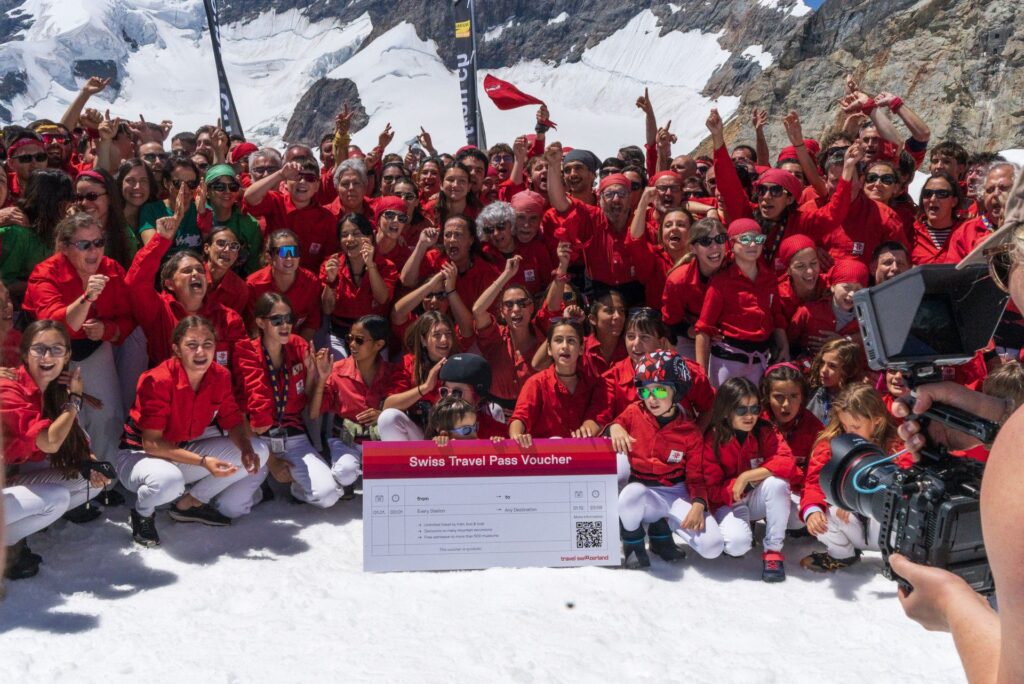 Els-castellers-de-Barcelona-al-Jungfraujoch-©Jekaterina-Nikitina.
